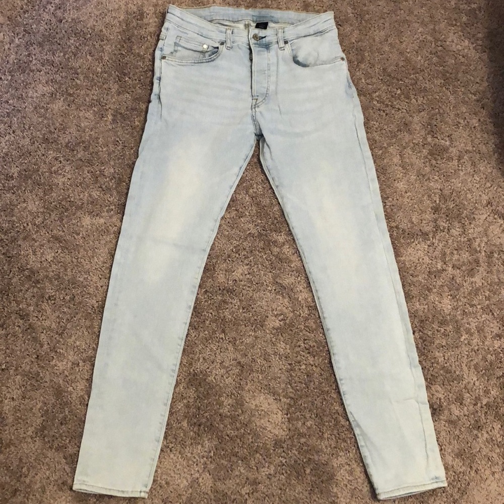 H&M Light wash Men’s skinny Jeans